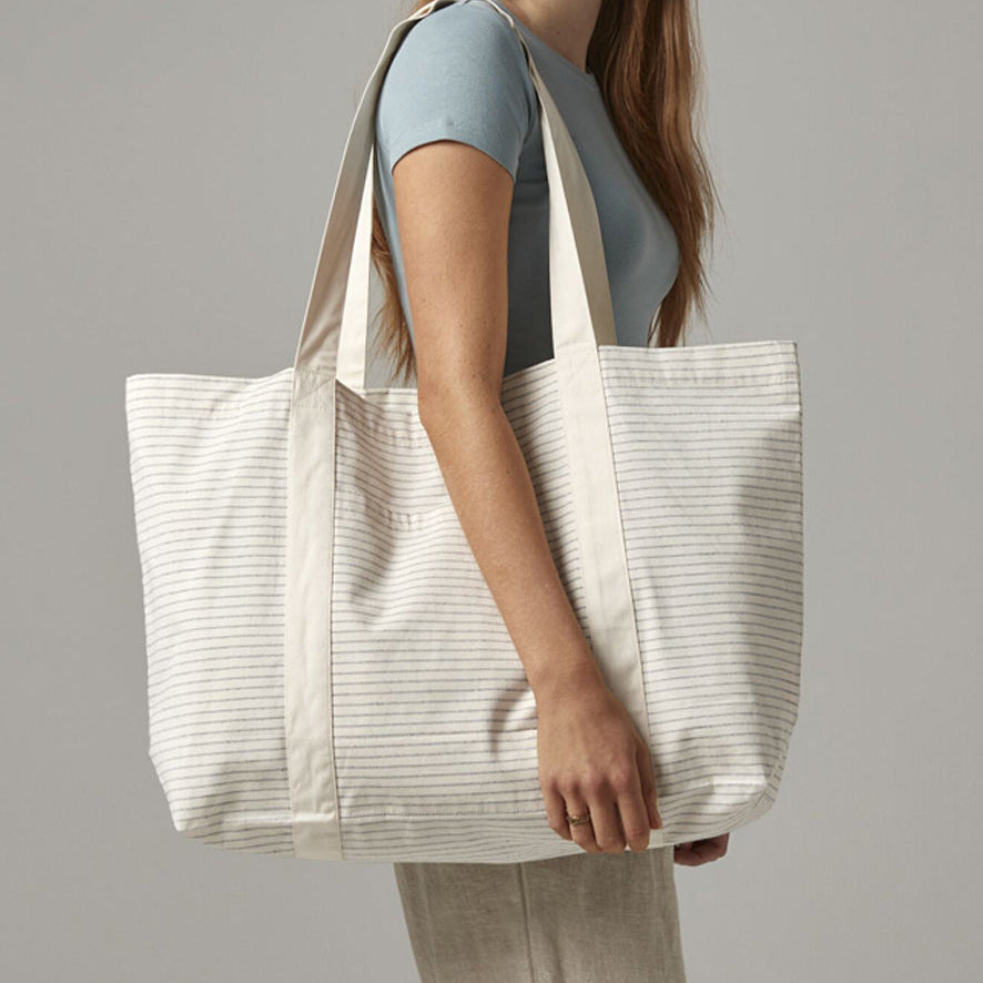 Organic cotton striped tote bag – grey or red with spacious front pocket
